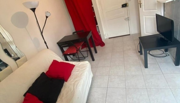 Logement �tudiant Studio &agrave; Paris 18�me arrondissement (75018)