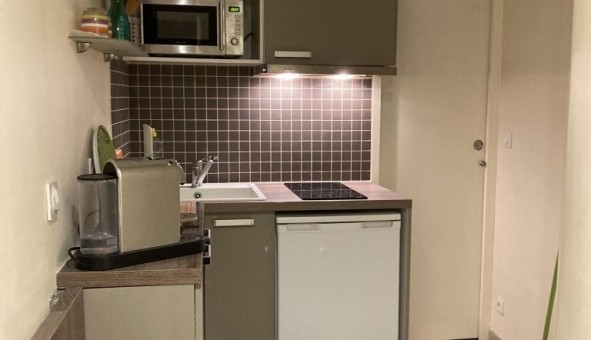 Logement �tudiant Studio &agrave; Paris 18�me arrondissement (75018)