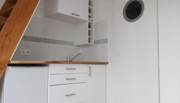 Logement �tudiant Studio &agrave; Paris 18�me arrondissement (75018)