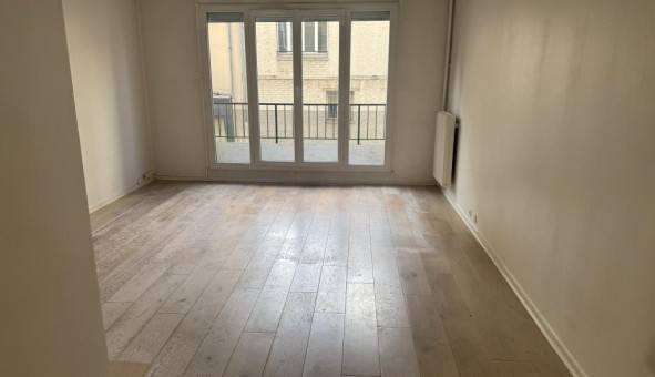 Logement �tudiant Studio &agrave; Paris 18�me arrondissement (75018)