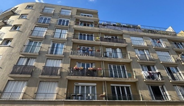 Logement �tudiant Studio &agrave; Paris 18�me arrondissement (75018)