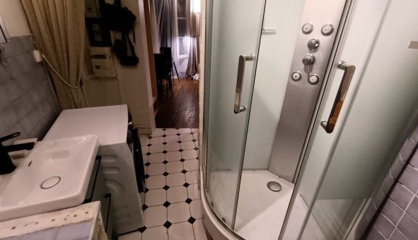 Logement �tudiant Studio &agrave; Paris 18�me arrondissement (75018)