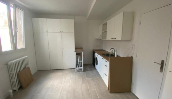 Logement �tudiant Studio &agrave; Paris 19�me arrondissement (75019)