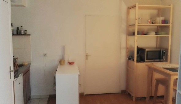 Logement �tudiant Studio &agrave; Paris 19�me arrondissement (75019)