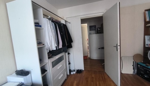 Logement étudiant Studio à Paris 20ème arrondissement (75020)