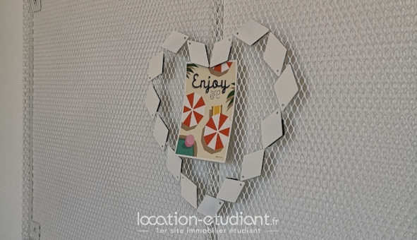 Logement tudiant Studio à Paris 20me arrondissement (75020)