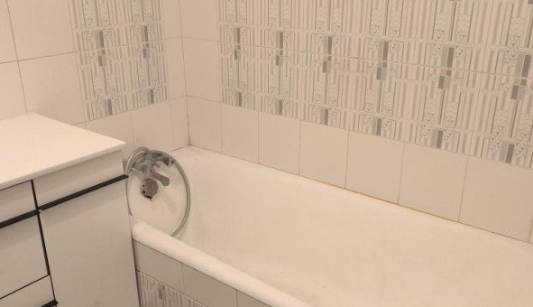 Logement �tudiant Studio &agrave; Paris 20�me arrondissement (75020)
