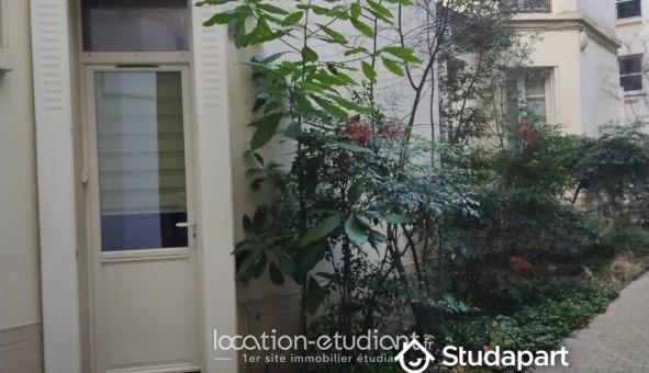 Logement �tudiant Studio &agrave; Paris 20�me arrondissement (75020)