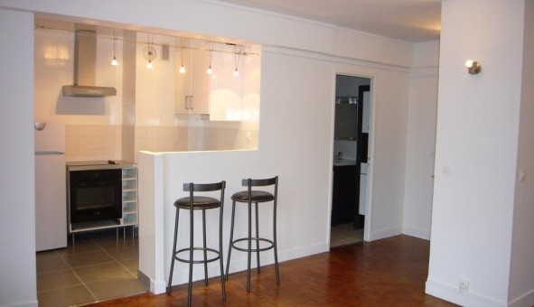 Logement �tudiant Studio &agrave; Paris 20�me arrondissement (75020)