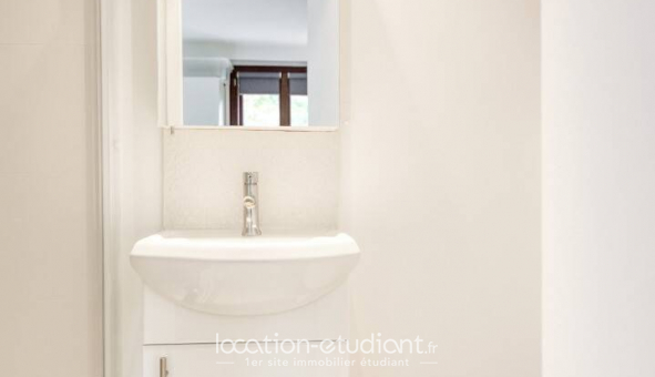 Logement �tudiant Studio &agrave; Paris 20�me arrondissement (75020)