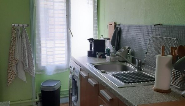 Logement �tudiant Studio &agrave; Paris 20�me arrondissement (75020)