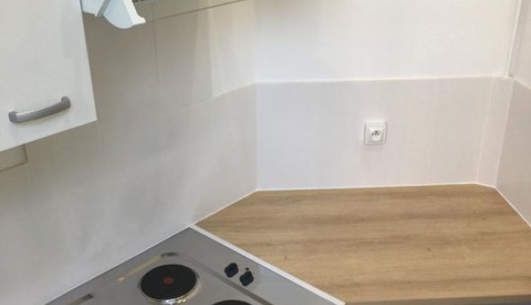 Logement �tudiant Studio &agrave; Paris 20�me arrondissement (75020)