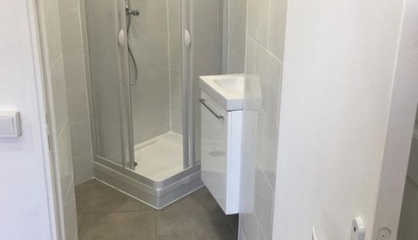 Logement �tudiant Studio &agrave; Paris 20�me arrondissement (75020)
