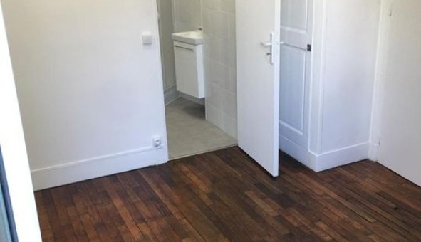 Logement �tudiant Studio &agrave; Paris 20�me arrondissement (75020)