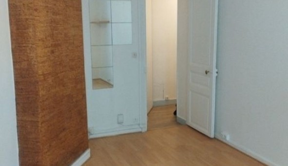 Logement �tudiant Studio &agrave; Paris 20�me arrondissement (75020)