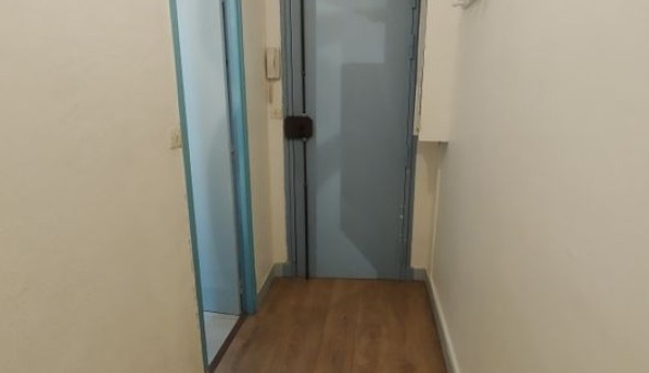 Logement �tudiant Studio &agrave; Paris 20�me arrondissement (75020)