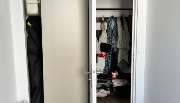 Logement �tudiant Studio &agrave; Paris 20�me arrondissement (75020)