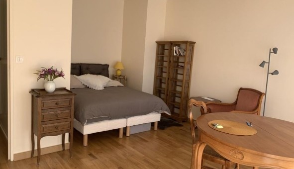 Logement �tudiant Studio &agrave; Paris 20�me arrondissement (75020)
