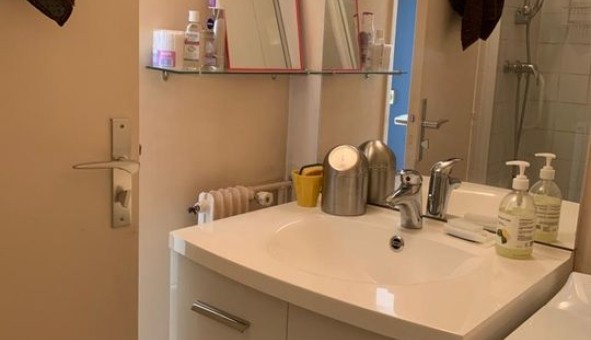 Logement �tudiant Studio &agrave; Paris 20�me arrondissement (75020)