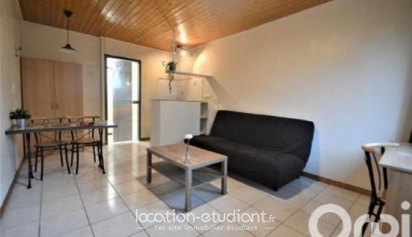 Logement tudiant Studio à Pau (64000)