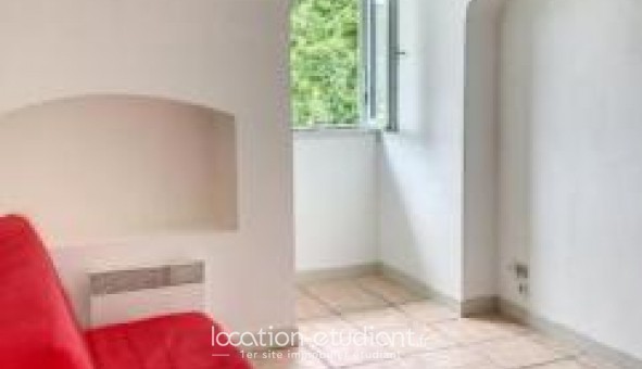 Logement tudiant Studio à Pau (64000)