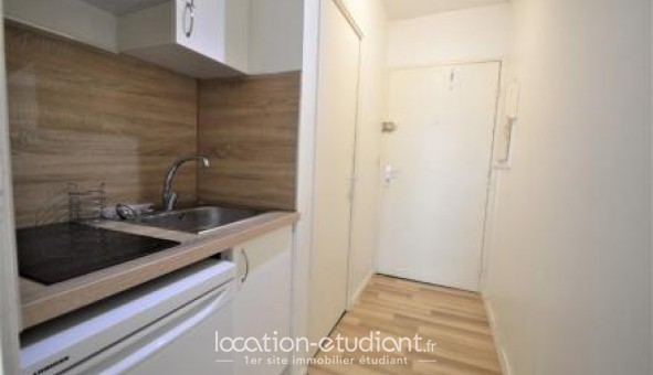 Logement tudiant Studio à Pau (64000)