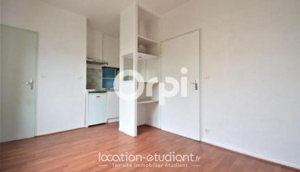 Logement tudiant Studio à Pau (64000)