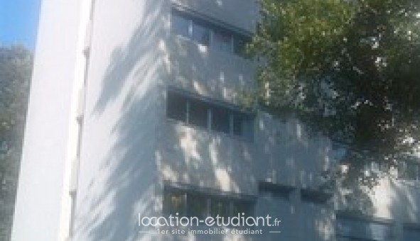 Logement tudiant Studio à Pau (64000)