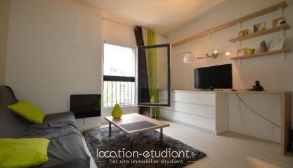 Logement tudiant Studio à Pau (64000)