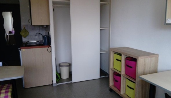 Logement tudiant Studio à Pau (64000)