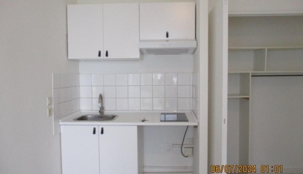 Logement tudiant Studio à Pau (64000)