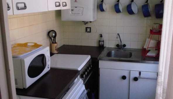 Logement tudiant Studio à Pau (64000)