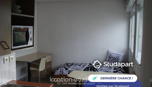 Logement tudiant Location Studio Meublé Pau (64000)