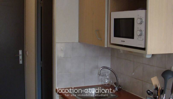 Logement tudiant Studio à Pau (64000)