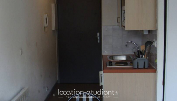 Logement tudiant Studio à Pau (64000)