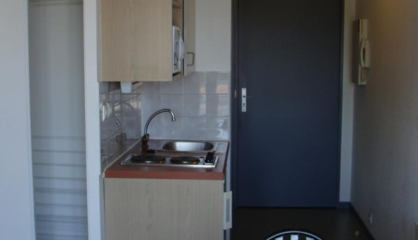 Logement tudiant Studio à Pau (64000)