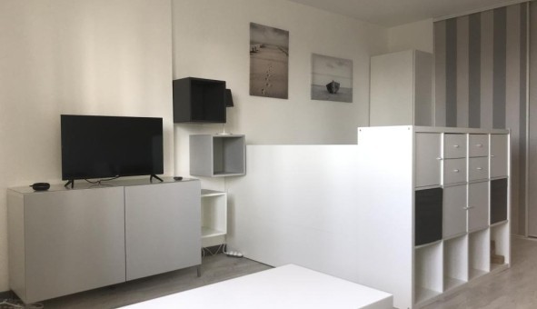 Logement tudiant Studio à Pau (64000)
