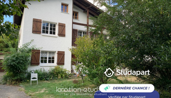 Logement tudiant Location Studio Meublé Pau (64000)