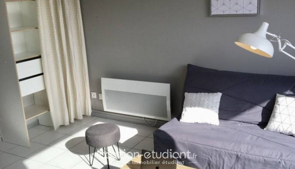 Logement tudiant Studio à Pau (64000)
