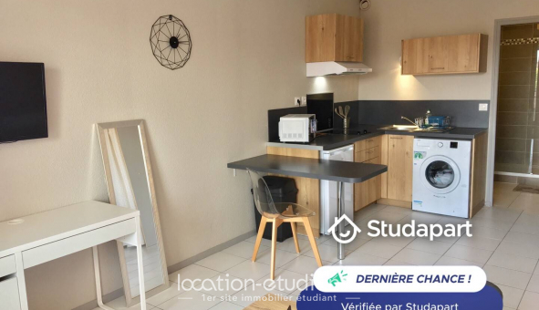 Logement tudiant Studio à Pau (64000)