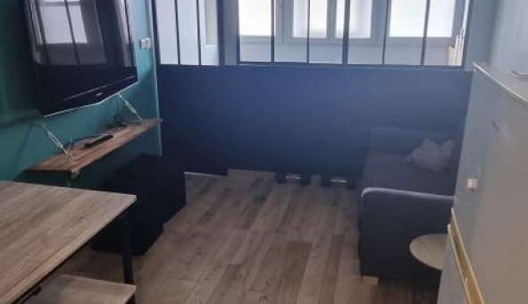 Logement tudiant Location Studio Vide Pau (64000)