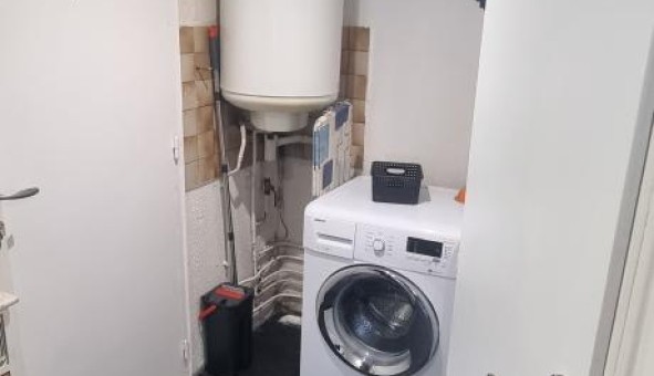 Logement tudiant Studio à Pau (64000)