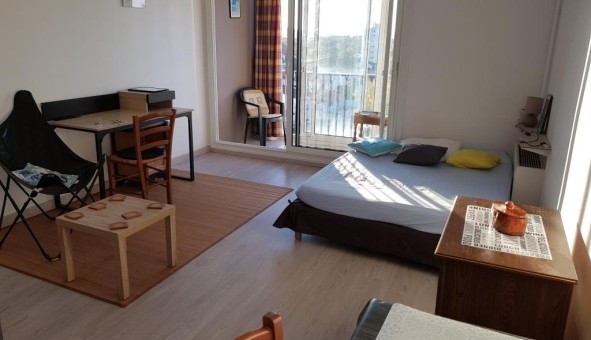 Logement tudiant Location Studio Vide Pau (64000)