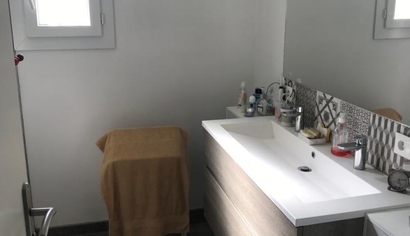 Logement tudiant Studio à Pau (64000)