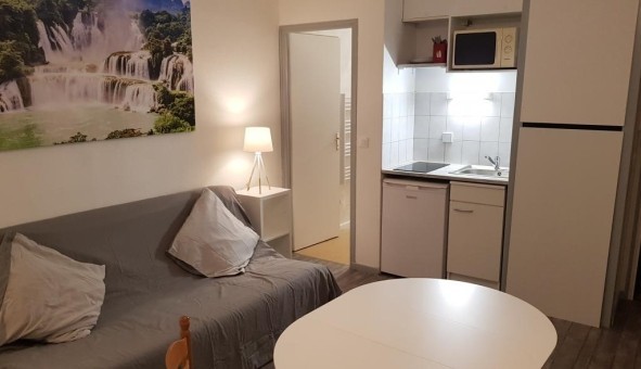 Logement tudiant Studio à Pau (64000)