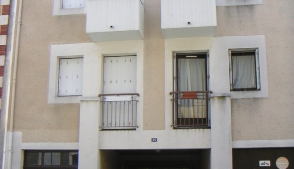 Logement tudiant Studio à Pau (64000)