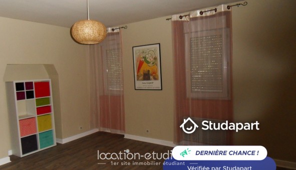 Logement tudiant Studio à Pau (64000)