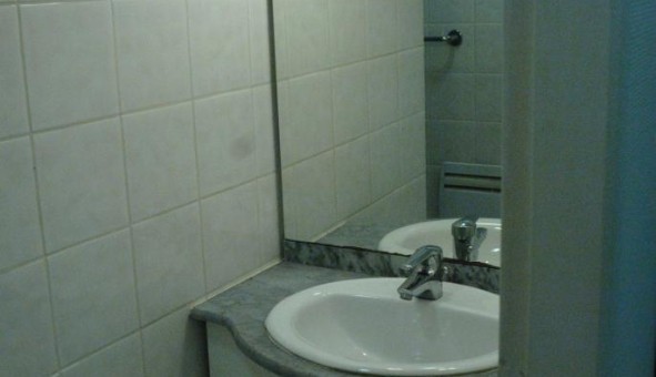 Logement tudiant Studio à Pau (64000)