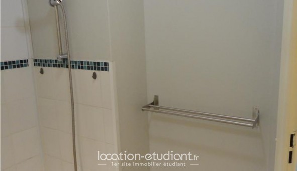 Logement tudiant Studio à Pau (64000)