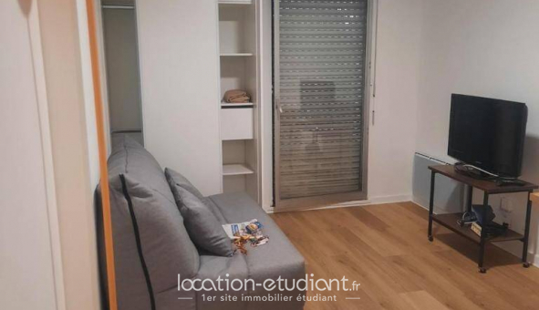 Logement tudiant Location Studio Meublé Pau (64000)